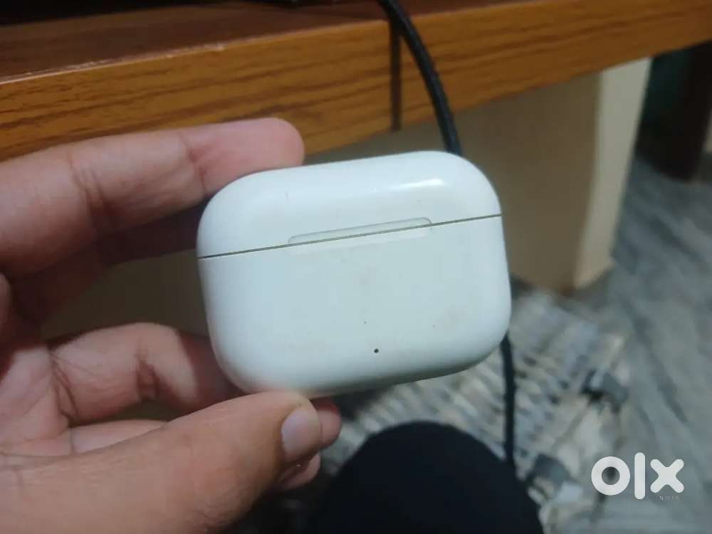apple airpods with box