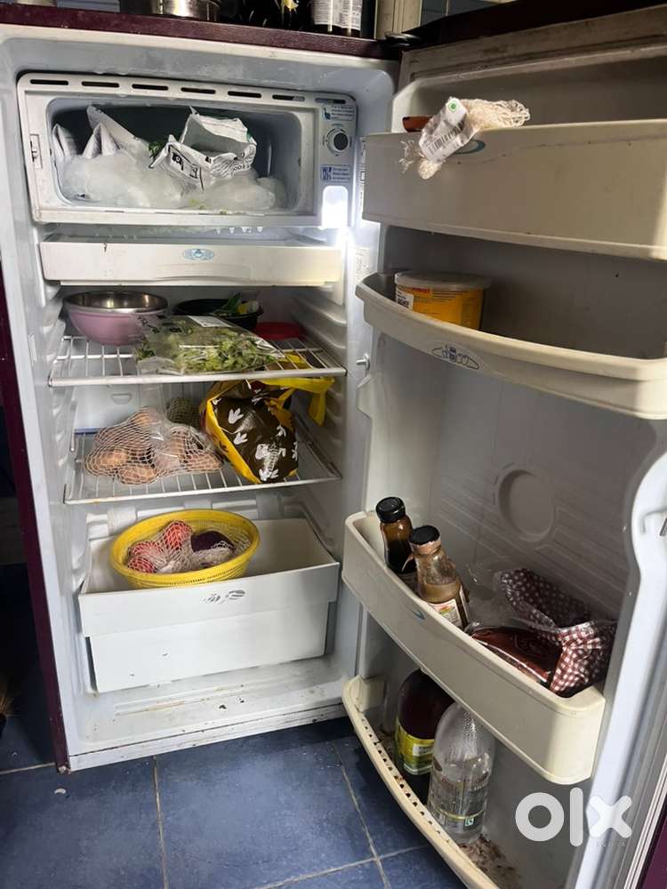 Small 174 litres Fridge