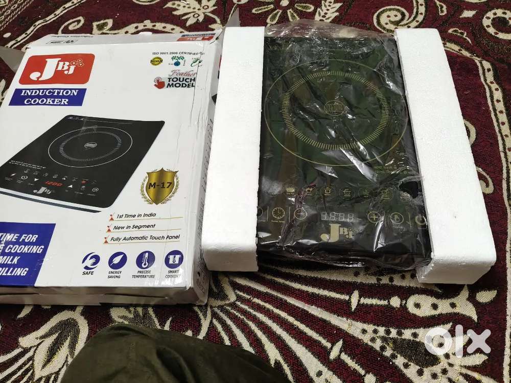 Induction cooktop