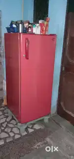 Selling my akai single door fridge good condition details are given