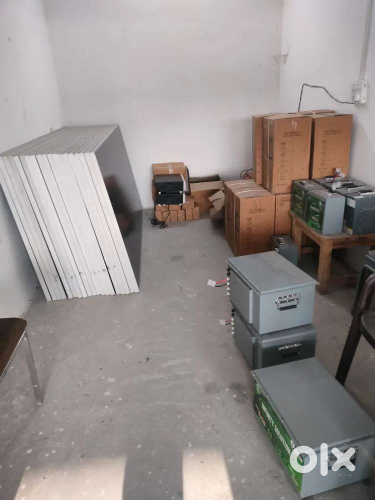 solar panel mechanic