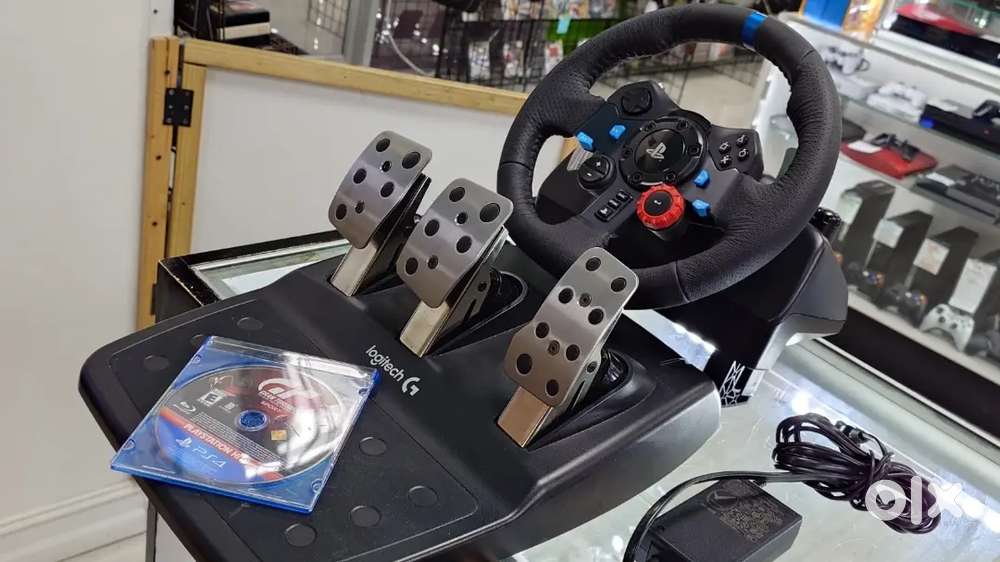 Logitech G29 Driving Force Racing Wheel Black, Compatible