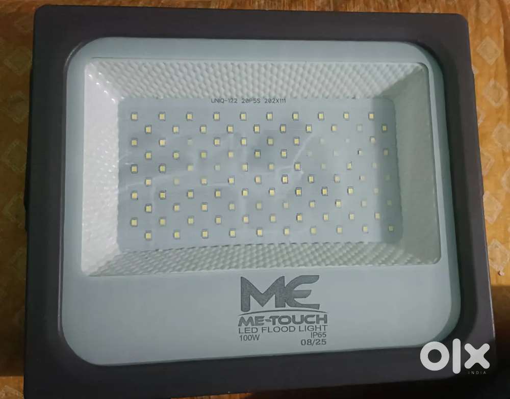 LED FLOOD LIGHT 100W