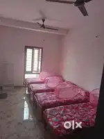 Only ladies PG avoilable, Working ladies & students
