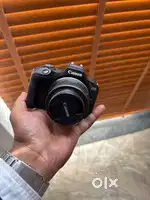 Canon r100