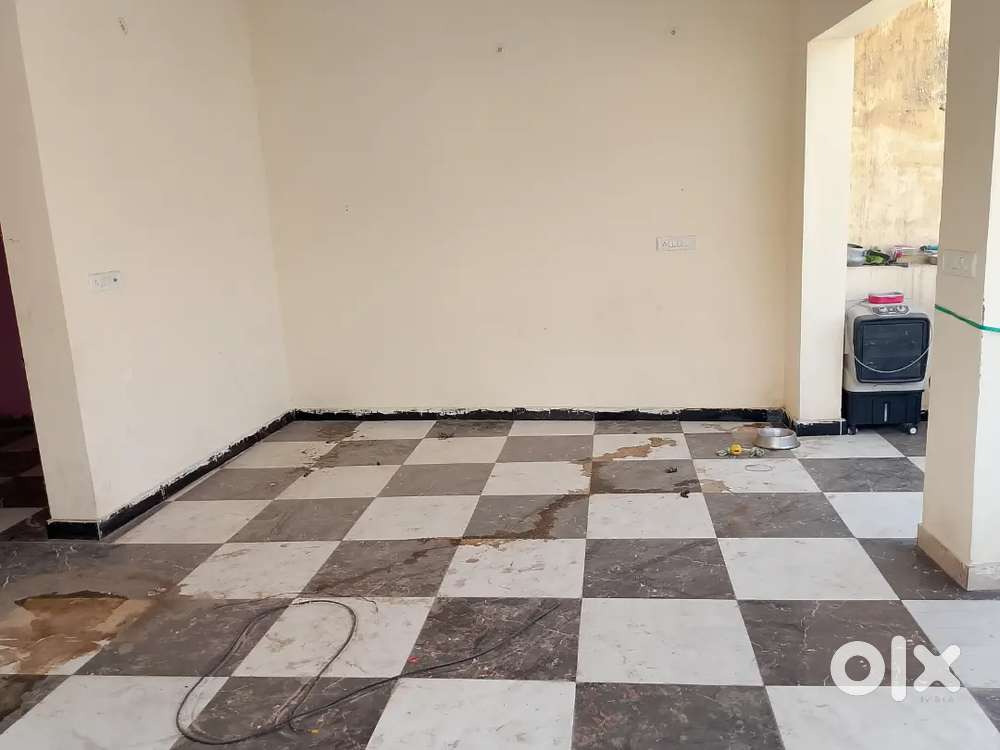 Office space / Godown for Rent in best location