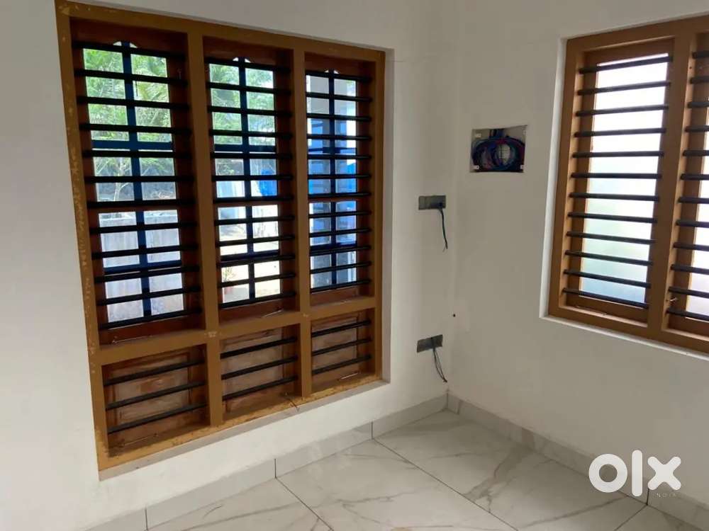 2 rooms bathroom kitchen for rent near bus stop NH bypass Ernakulam