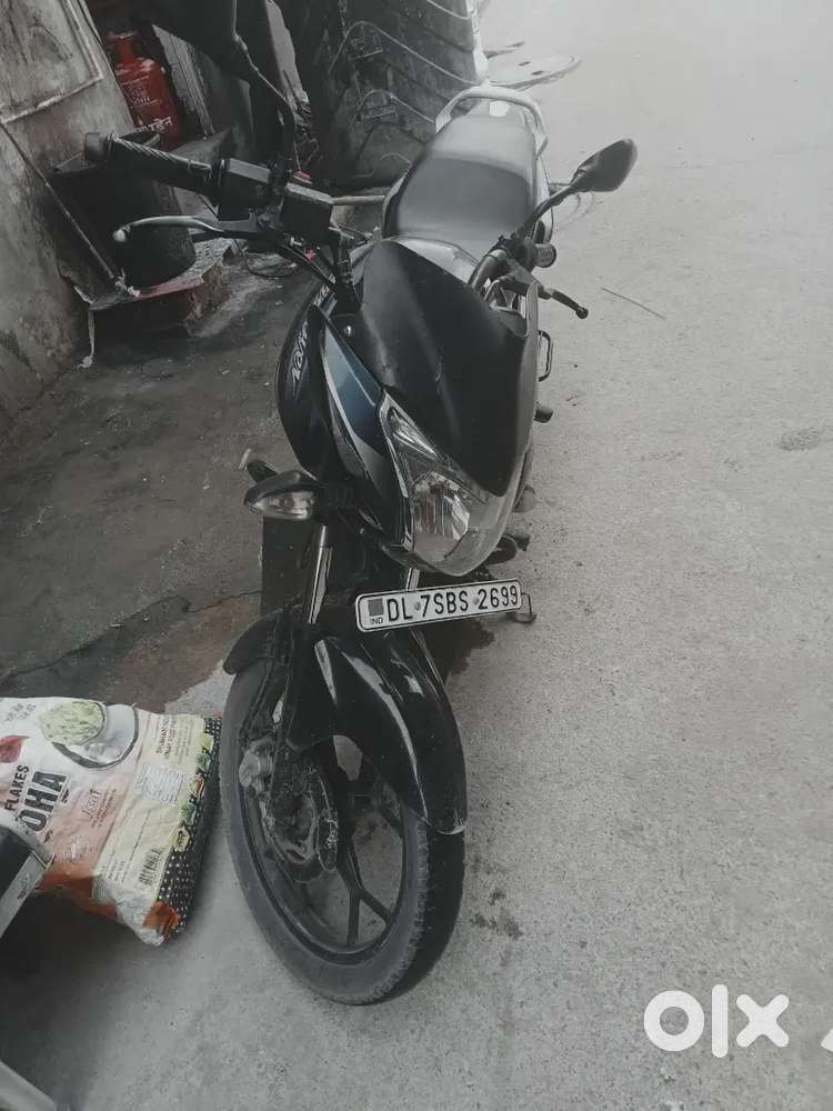San 2013 model hai bike ka engine mein dikkat hai