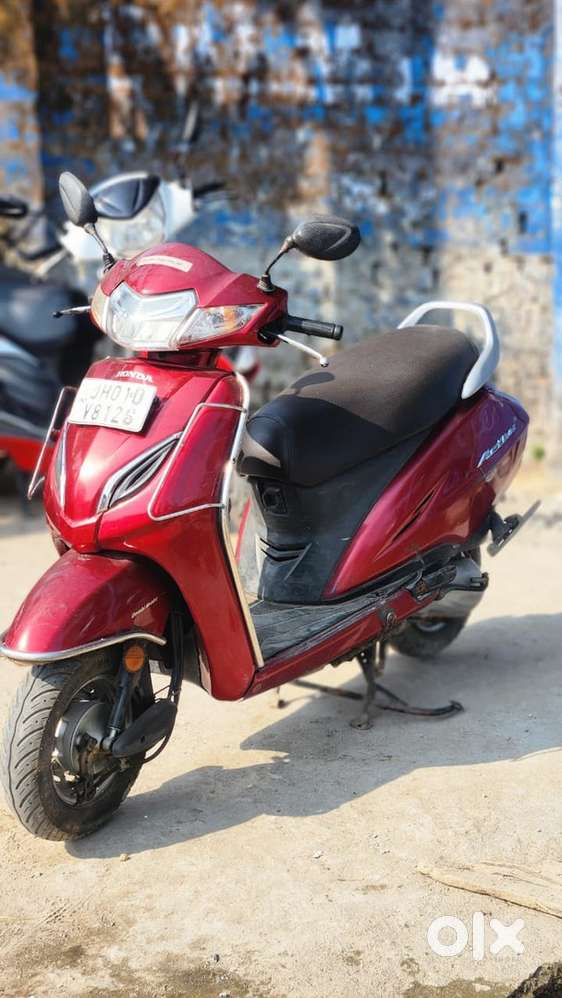 Honda Activa 5G Red well maintained used scooter
