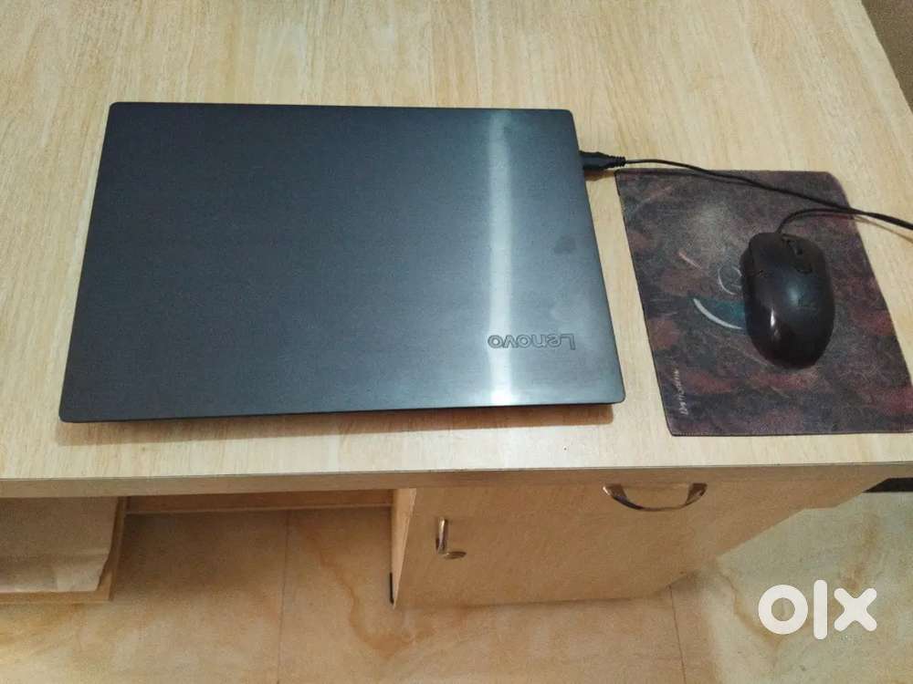 Lenovo laptop core i5 11th generation silver colour ram 08 G.B