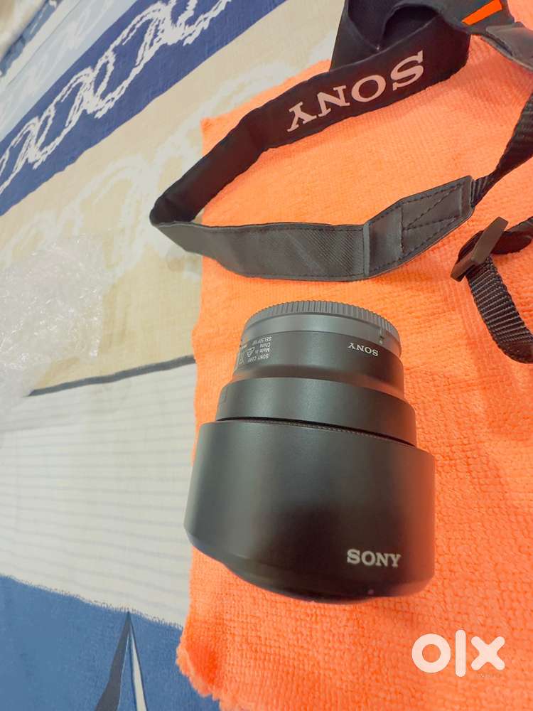 I want to sale my sony a-6400 camera