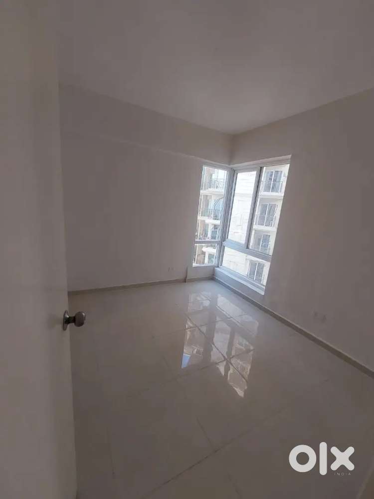 2bhk unfurnished flat sector 37D
