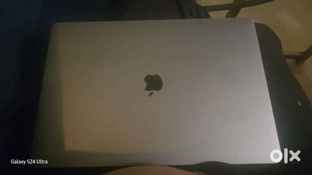 Apple Macbook Pro 2141