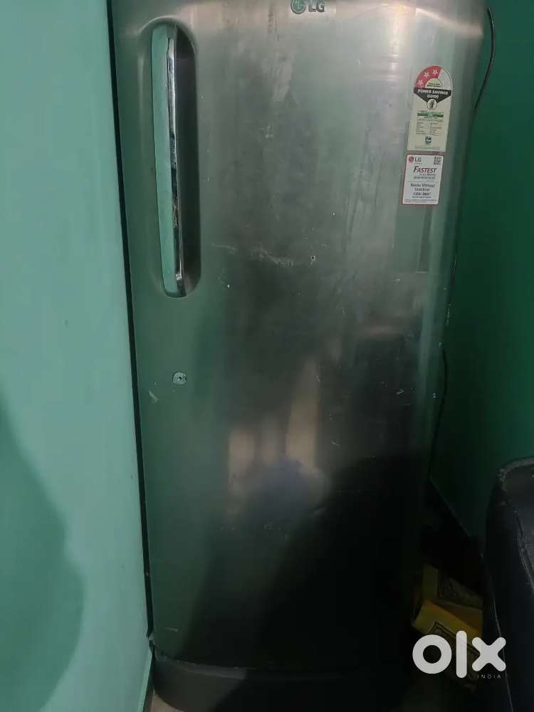LG 3STAR REFRIGERATOR - I USED IT ONLY FOR 3 MONTHS .