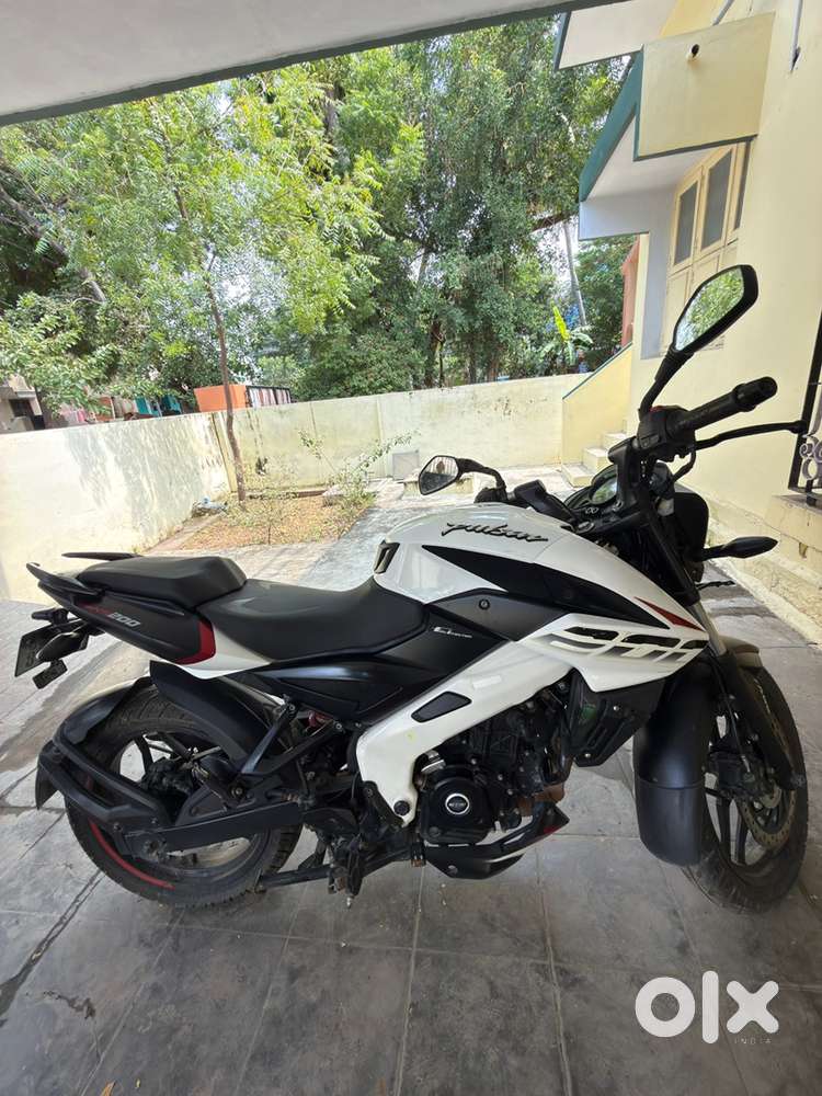 Pulsar NS 200 ( 2022 Model)