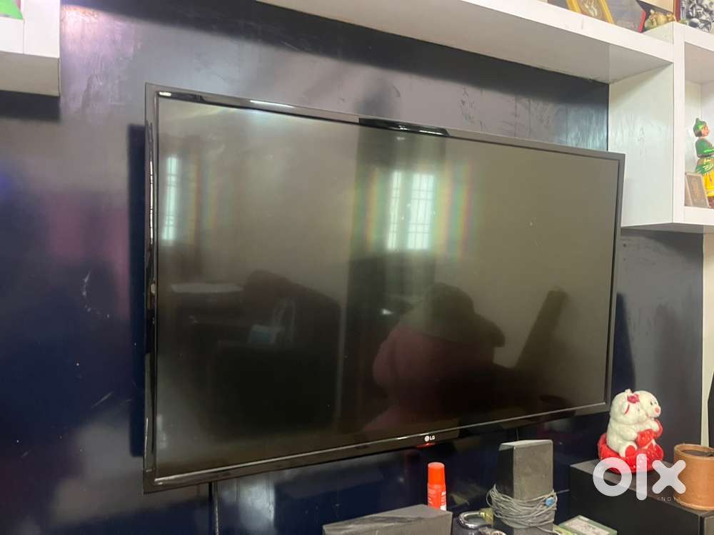 LG 42-inch LED TV