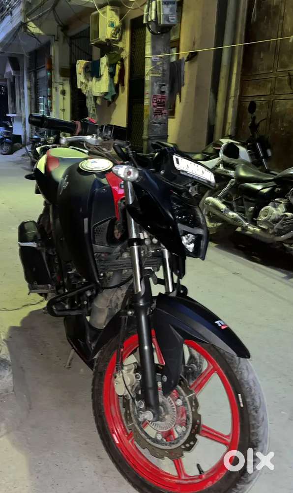 Apache 160 4V.    5k driven only