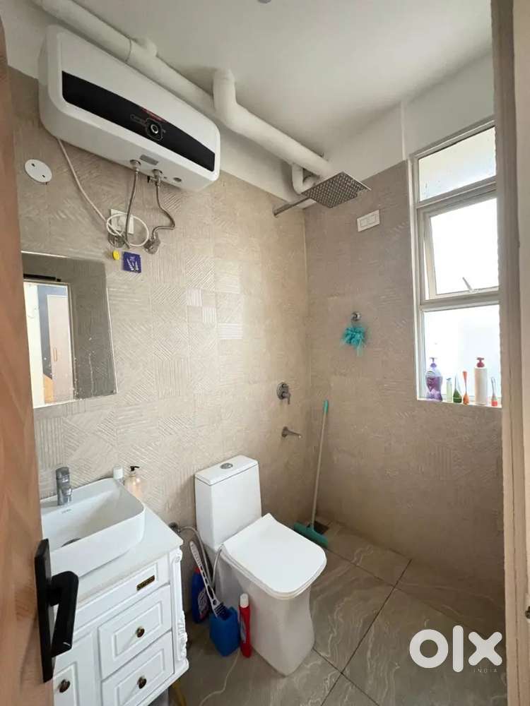 2BHK Flat for sale Jalvayu Tower 2nd floor