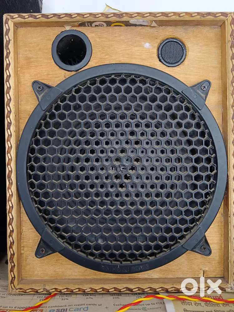 Speaker with mechanic