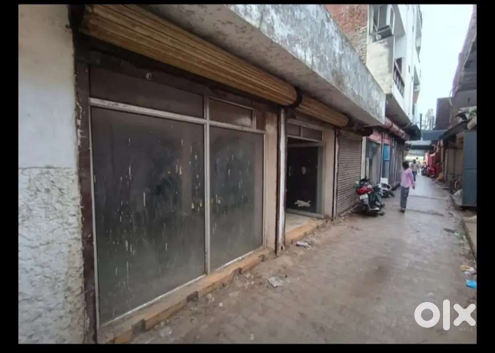 Area available for rent for shop, go-down purpose.