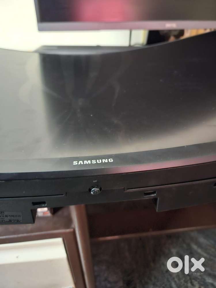 Samsung odeyssey g5(screen damage)