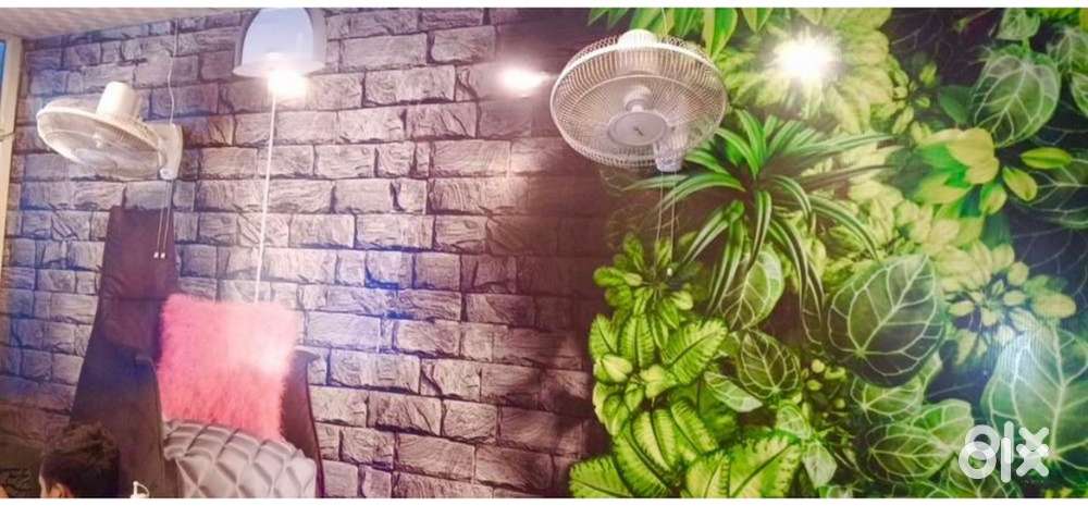 Cafe for rent in main market (चौराहे पे)in running condition