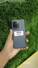 Vivo V25 Pro 5G 8+128 GB Storage