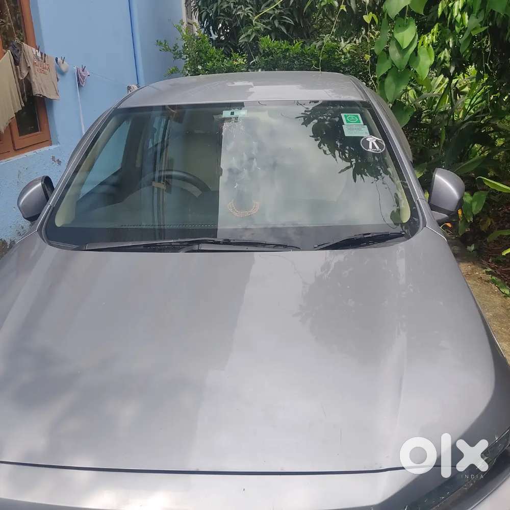 Honda Amaze 2nd Gen 2018 Petrol 27000 Km Driven