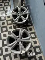 17inches OE Tata Harrier alloy wheels