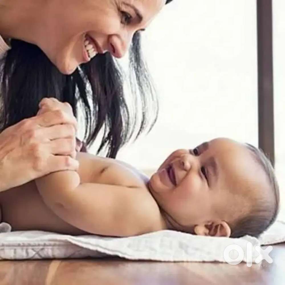 Baby care taker required शिशु देखभालकर्ता की आवश्यकता