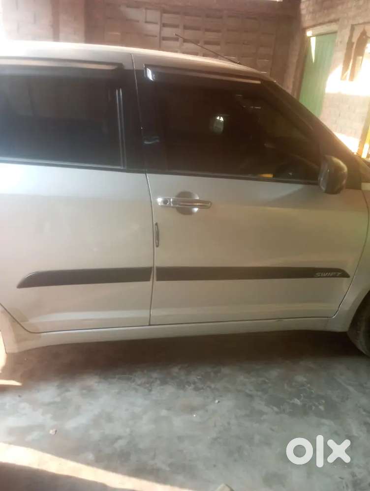 Maruti Suzuki Swift 2010 Petrol 100000 Km Driven