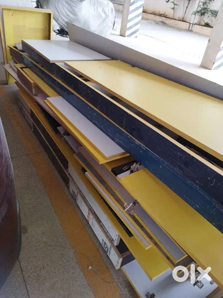 Particle board pieces for wardrobes and modular kitchen