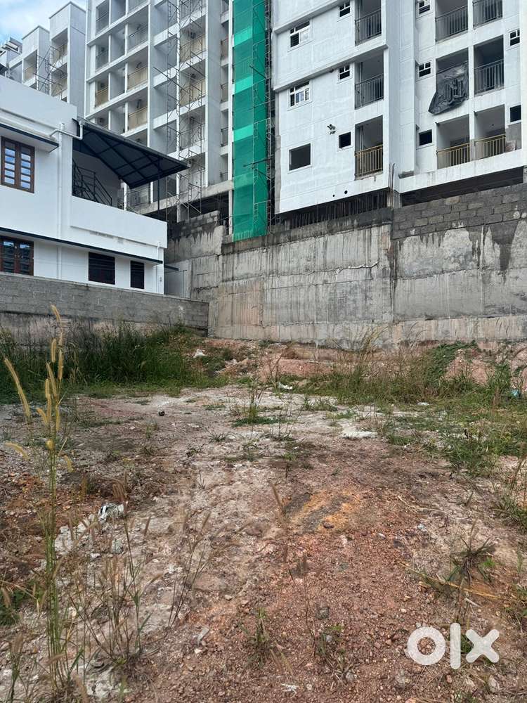 FOR SALE 5 CENT RESIDENTIAL PLOT IN AKKULAM
