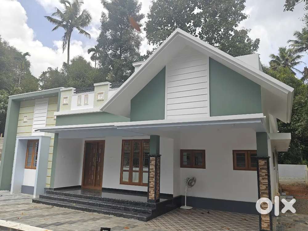 Silver Spring Villas _ Perumbavoor, 1552 sqft, 7.800 cent.