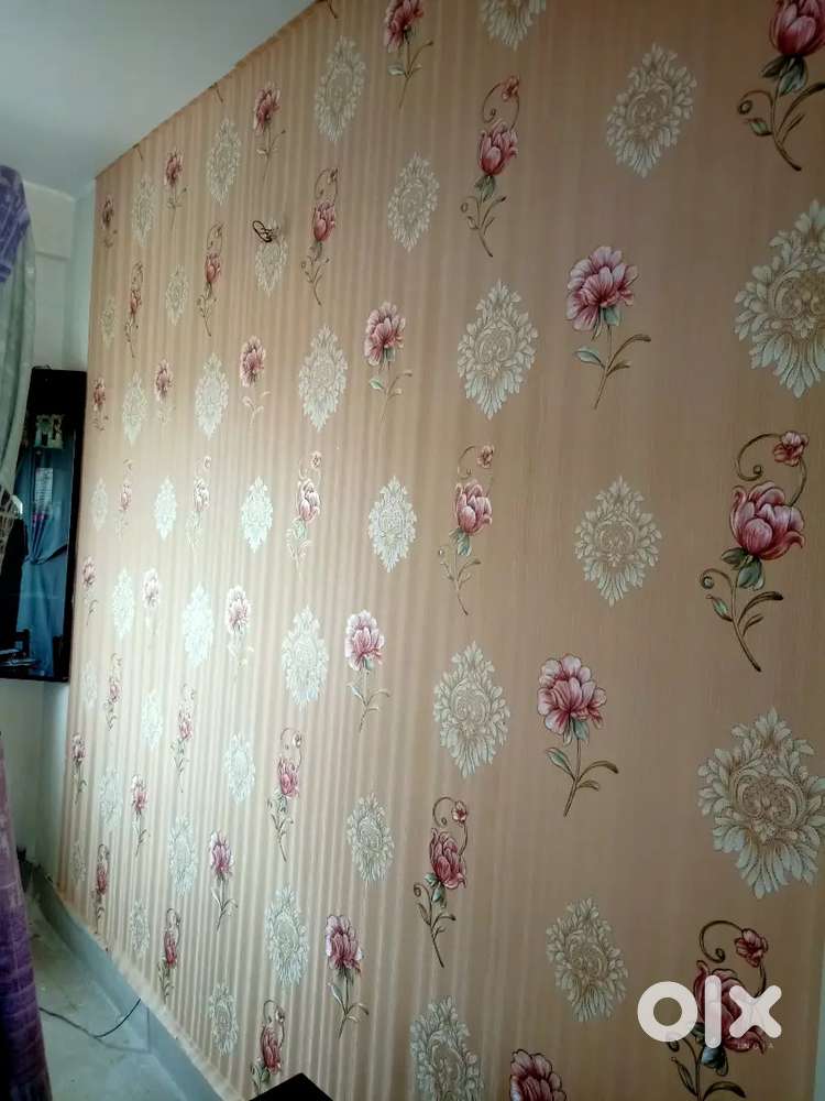 Wallpaper & Artificial grass