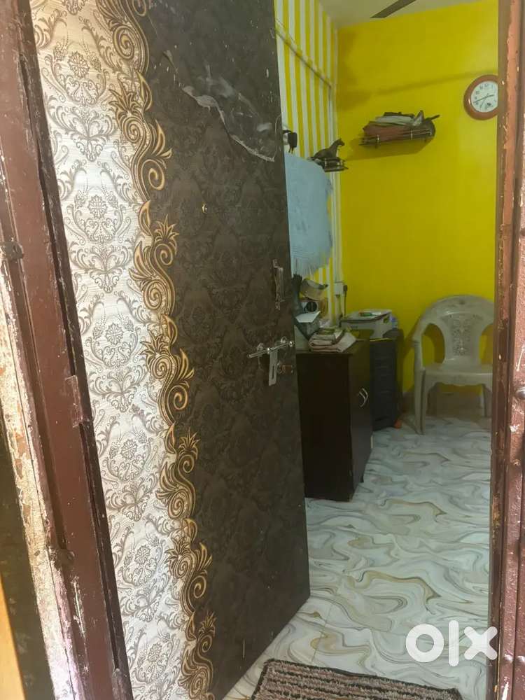 Flat for sale at neelkamal apartment 14 lakh