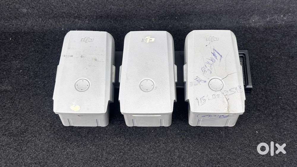 Dji air 2s / 2 3 battery  + charger and remote