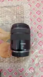 Canon RF 85mm F2.0 Full Frame Lens in Genuine condition