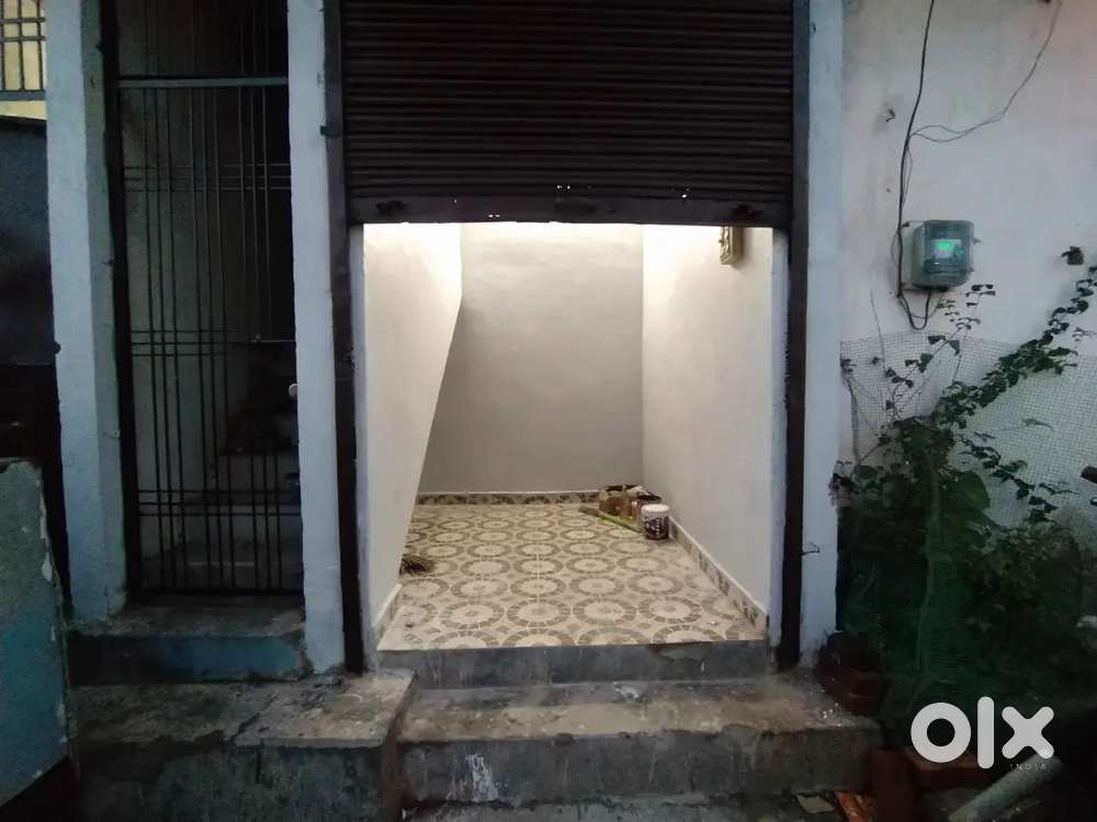 Rental shop in santoshi nagar