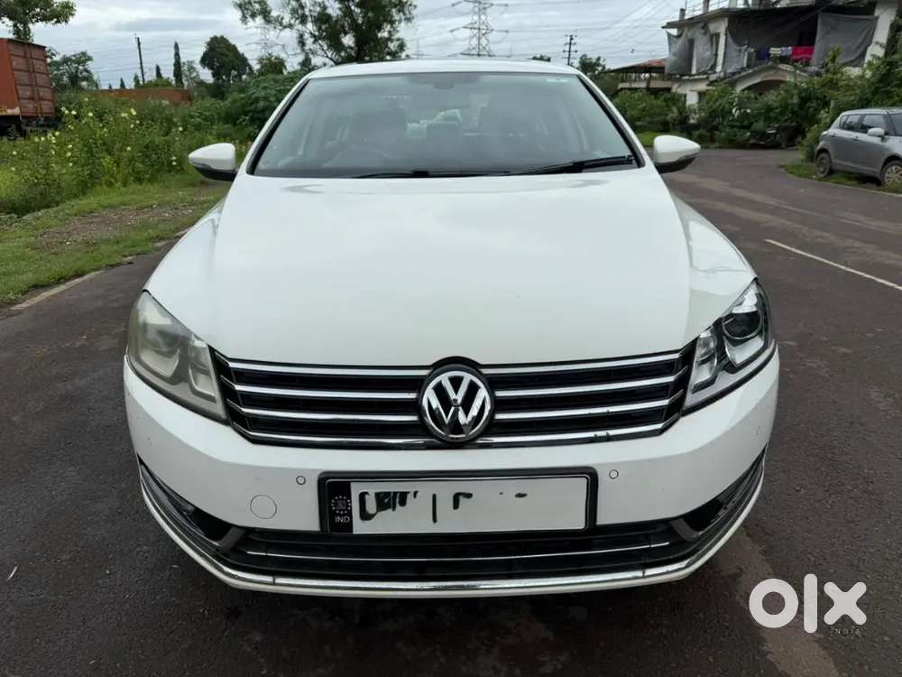 Volkswagen Passat 2012 Diesel 93000 Km Driven