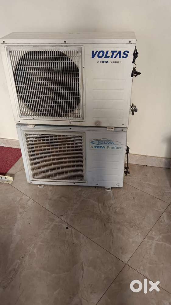 2 split AC Tata voltas ac 3 star