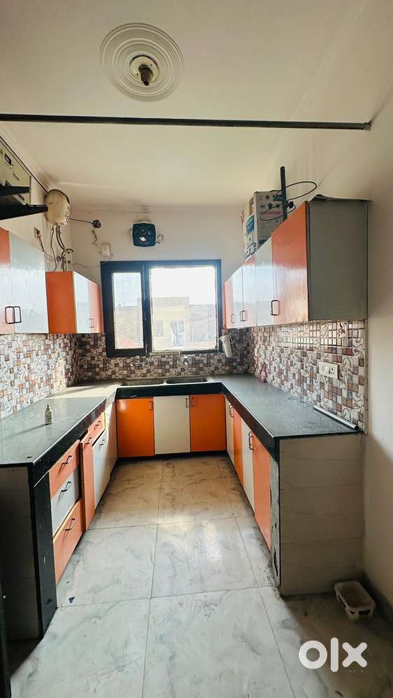 3 BHK Flat For Sale On Main Highway