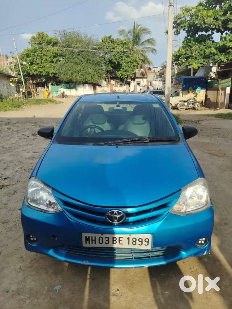 Toyota Etios Liva 2011 Petrol 100000 Km Driven
