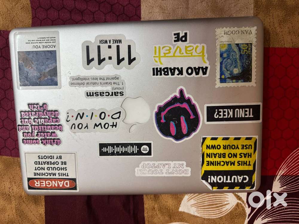 Apple MacBook Pro Old / Model A1278/ 8Yrs / 500GB Hard Drive