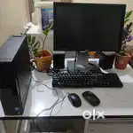 I am selling my dell pc set