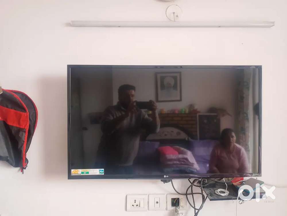 LG 43 inch TV for sale