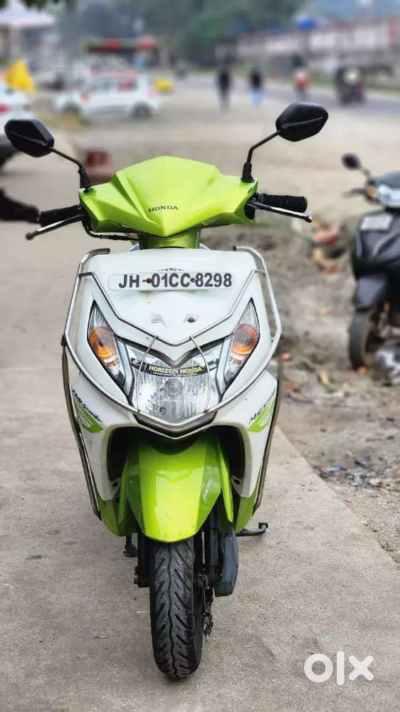 Honda Dio BS3 well maintained 1st owned  used Scooty