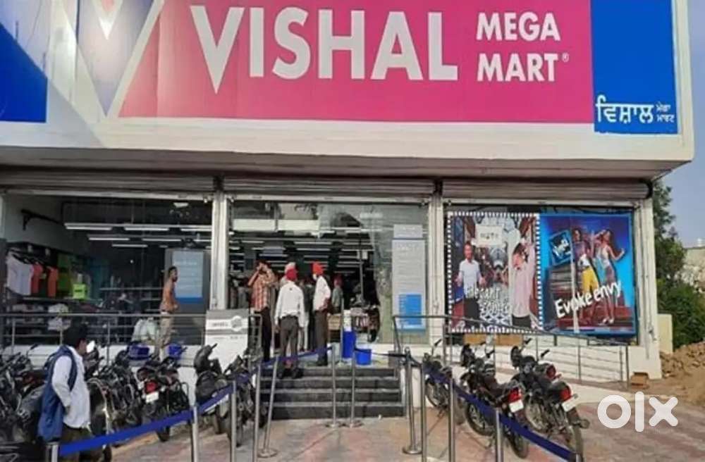 Hiring girls and boys Vishal Mega Mart in Delhi Ncr