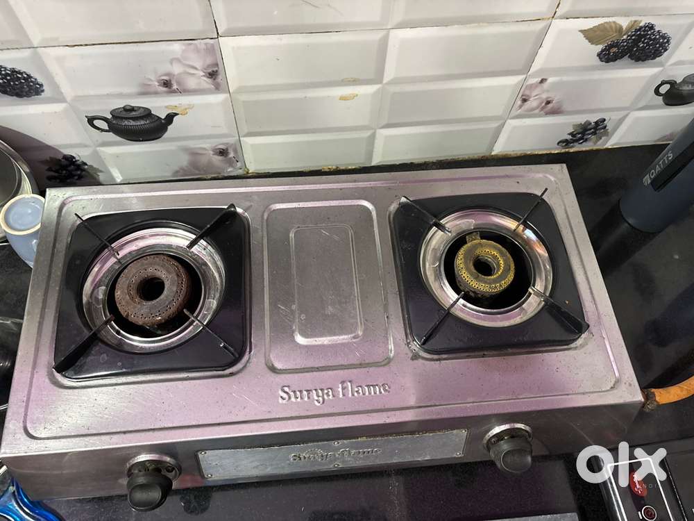 Gas stove with neat condition