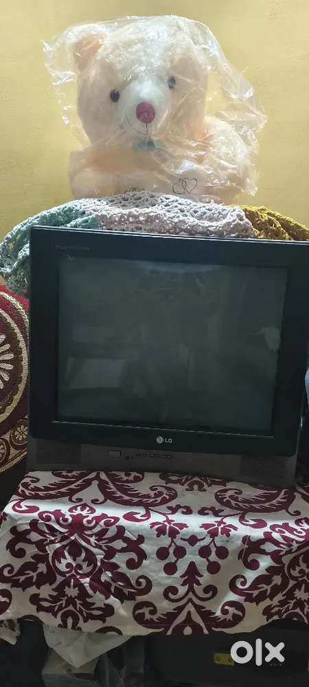 Lg tv new condition full working h use hi nhi hui jyda
